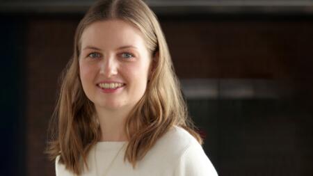 Dr. Mirjam Groger