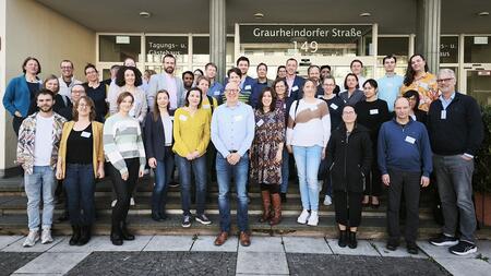 Gruppenbild DZIF Bridging Topic Microbiome Workshop 2025 From Microbial Signatures to LBP-Based Interventions