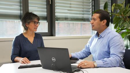 Prof. Dr. Anna Hirsch und Dr. Walid A. M. Elagher
