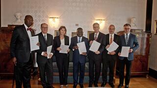 Cooperation agreement for the new school for public health in Lambaréné, Gabon