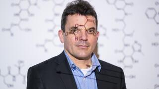 Preisträger des "Tu Youyou Awards 2024: DZIF-Forscher Rolf Müller